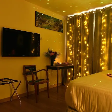 Apartment La Duchesse - Loveroom Moonlove Place Stanislas