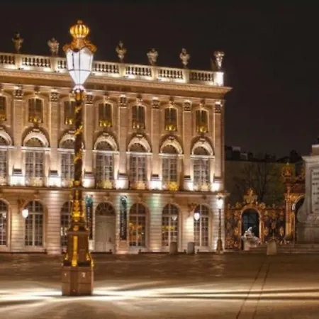 La Duchesse - Loveroom Moonlove Place Stanislas 南锡
